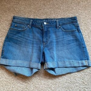 Gap Shorts